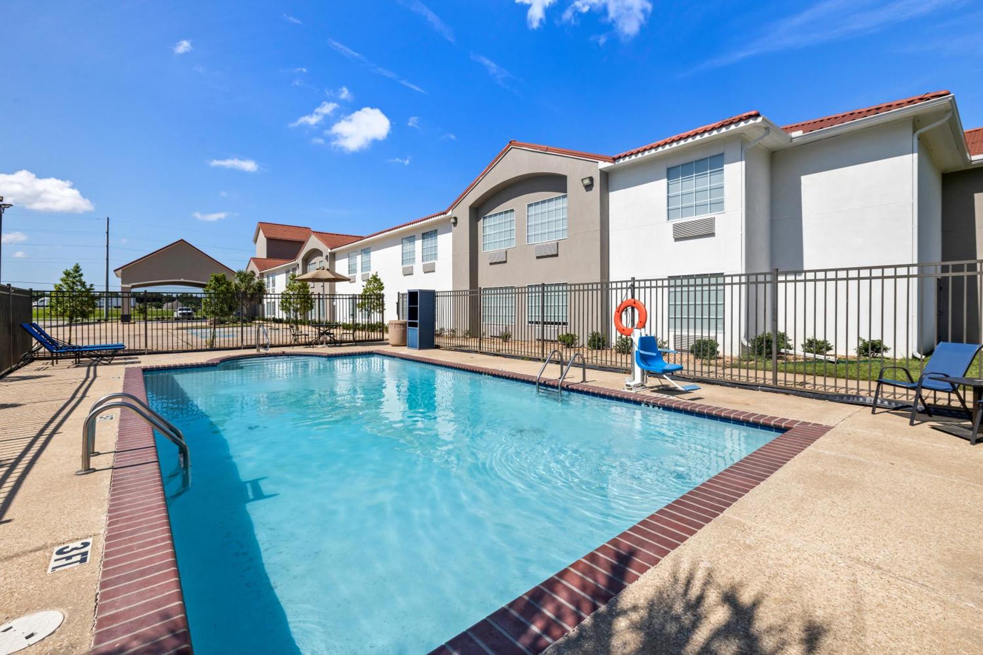 Best Western Acadia Hotel Crowley Екстер'єр фото