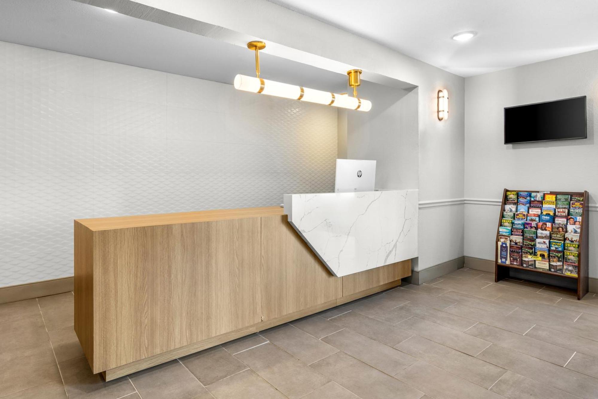 Best Western Acadia Hotel Crowley Екстер'єр фото